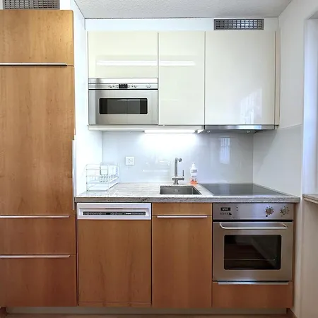 Apartament Apollo 44 *